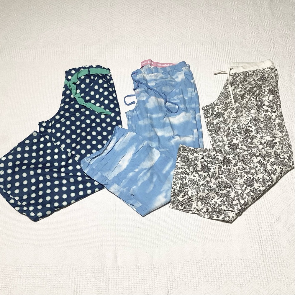3 Pair Victoria's Secret Size M Pajama / Lounge Pants VS